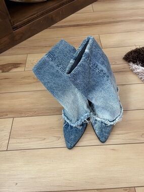 New Buckle denim Boots Size 7